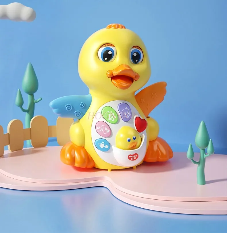 Baby toys can move with sound. 6 months old boy baby rhubarb duck sways and dances. 8 girls are 0-1 to 2 years old