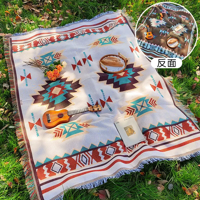 Outdoor Picnic Mat Tent Moisture-proof Mat Bohemian Style Blanket Cotton Yarn Nap Blanket Outdoor Camping Mat