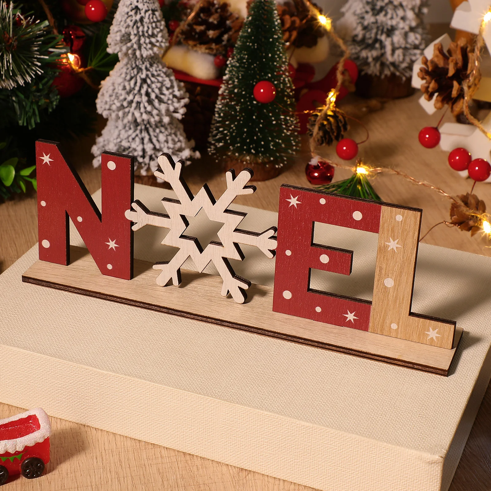

2Pcs Noel Wood Sign Christmas Snowflake Rustic Decorative Tabletop Ornament Xmas Party Supplies Christmas Noel Wood Sign