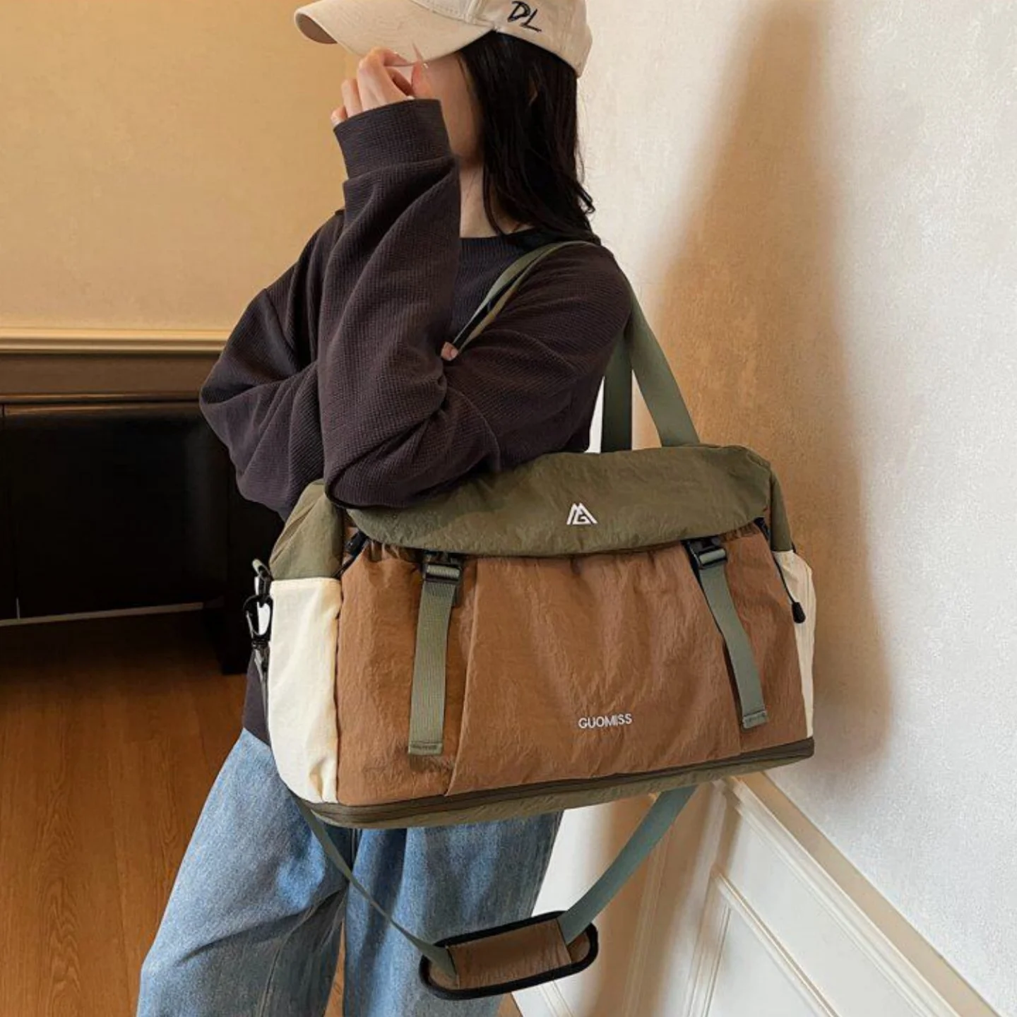 borsa-da-viaggio-leggera-borsa-fitness-borsa-a-mano-con-separazione-per-indumenti-bagnati-e-asciutti-borsa-per-il-nuoto-leggera-e-di-grande-capacita-bagaglio