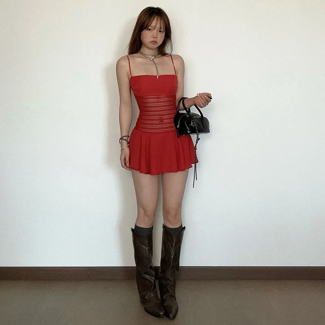 Mini abito sexy con cinturino Spagehetti da donna 2025 Moda estiva senza maniche Backless Off Shouder Mesh Abiti corti aderenti eleganti