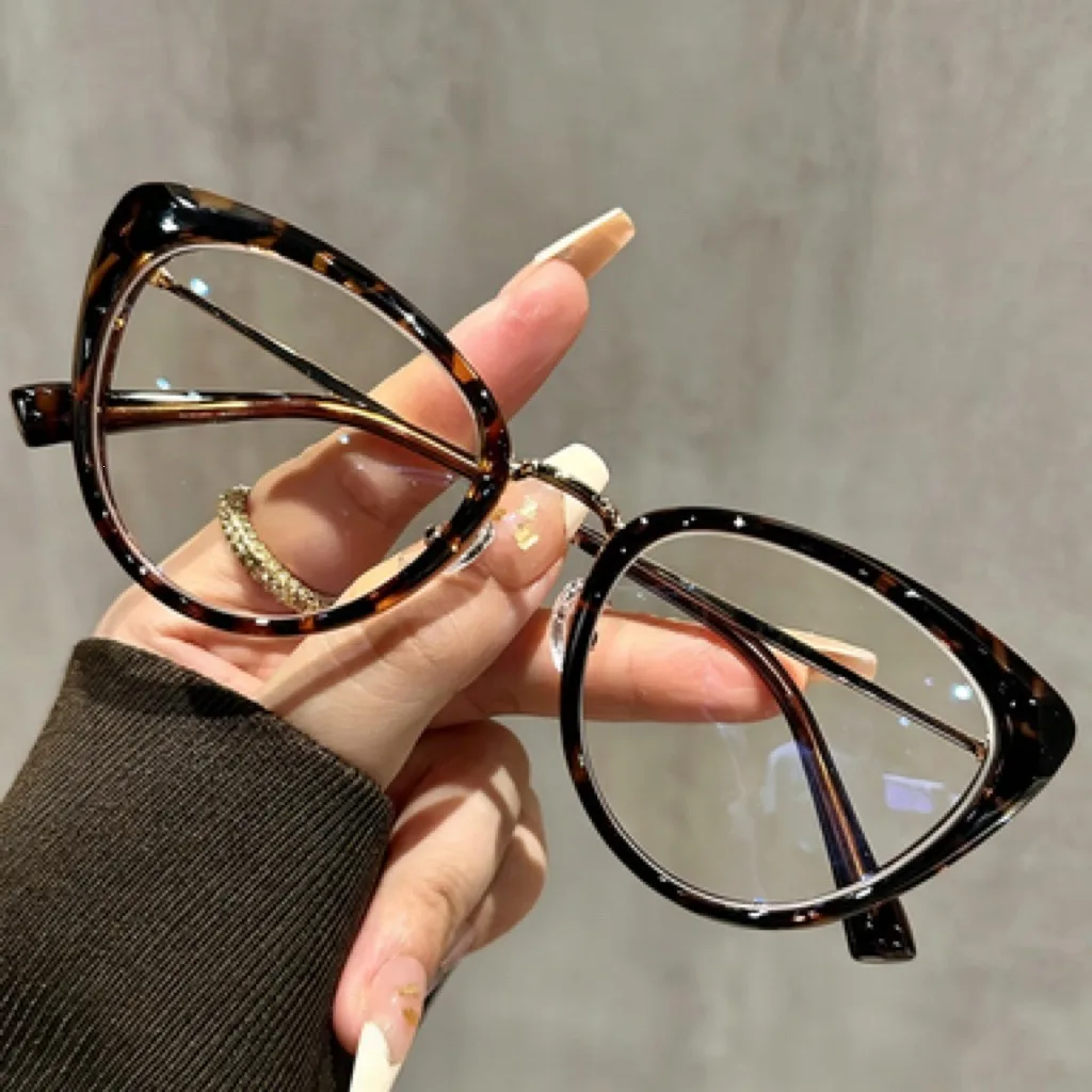 KLASSNUM New Cat-eye Anti Blue Reading Glasses Magnifing Lens Man Eyepiece Plus Presbyopia Glasses 0+1+1.5+2.0+2.5+3.0+3.5+4.0 ﻿