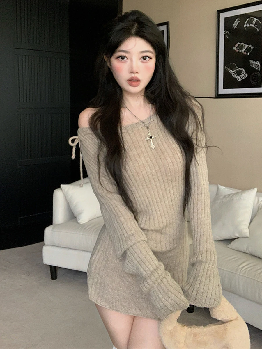 Pure Desire Spicy Girl Diagonal Shoulder Bared Drawstring High-End Knitted Dress Women's Waist-Cinching Slimming Bodycon Swea...