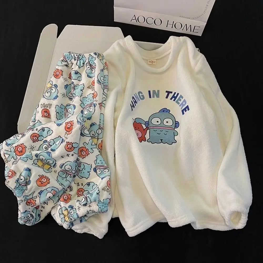 

Sanrio Cute Hangyodon зимний пижамный костюм для женщин Kawaii плюс бархатная утолщенная теплая ночная рубашка фланелевой комплект домашней одежды с героями мультфильмов