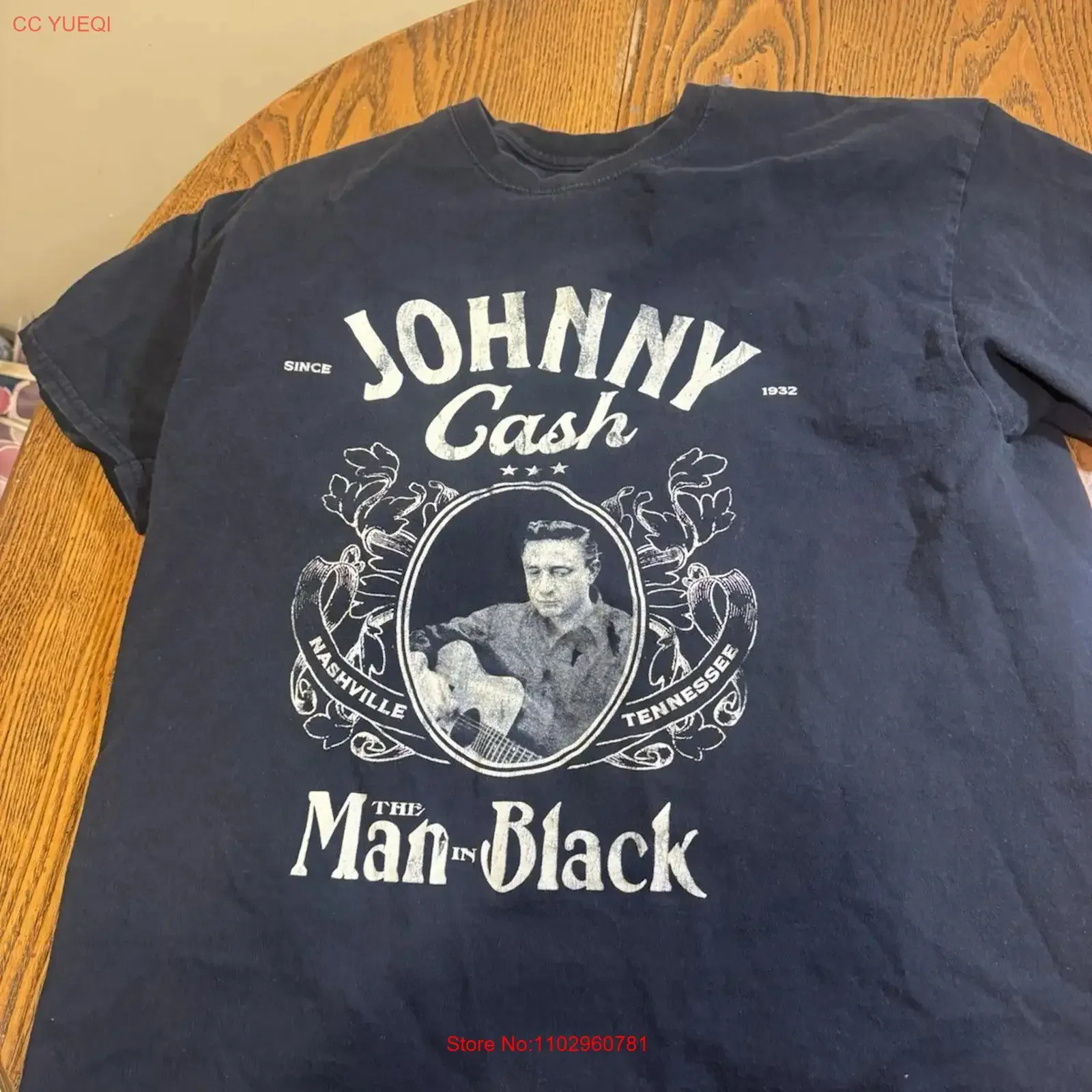 Camisa Masculina Vintage Jonny Cash 'Man in Black' com Efeito Lavado, Respirável, Versátil, Confortável, Elegante e Elástica
