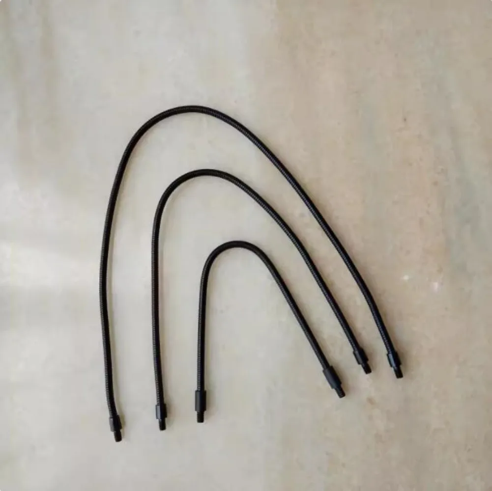 カマル-黒の金属製位置決めホース、ユニバーサルグースネック、フレキシブルチューブ、作業灯継手、照明DIYアクセサリー、2個、m4