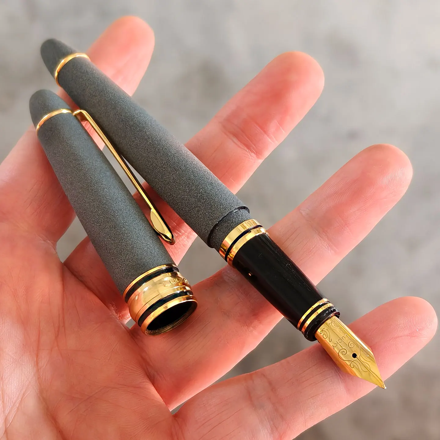 

Rare 1990s Stock Yong Sheng 2003 Fountain Pens Writing Office Collection Stationery Clearance For Sale.