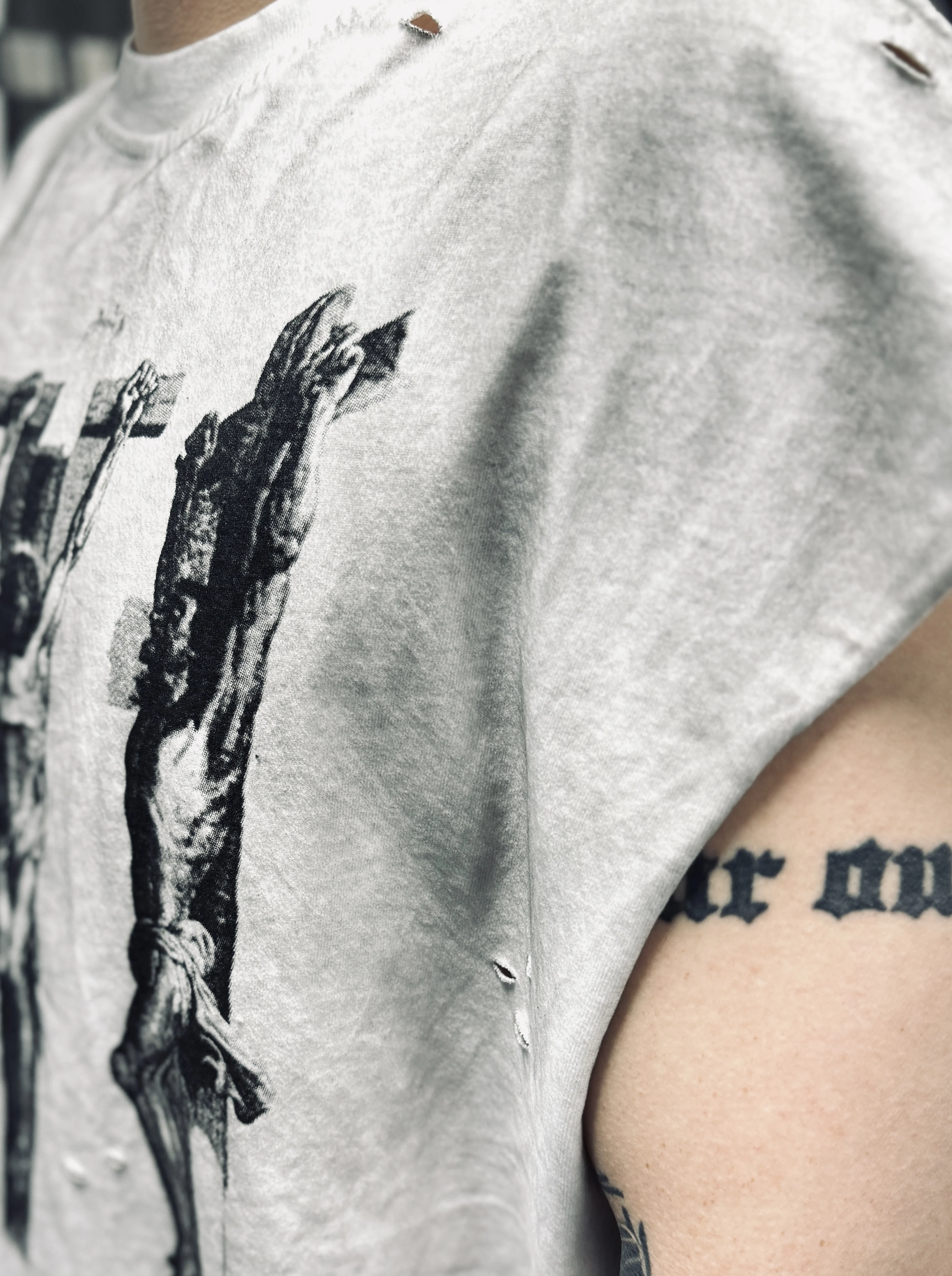 2025 الصيف سانت تي شيرت الرجال النساء جودة عالية غسلها رذاذ القذرة يدويا طحن قطنية عالية الجودة خمر تيز #5