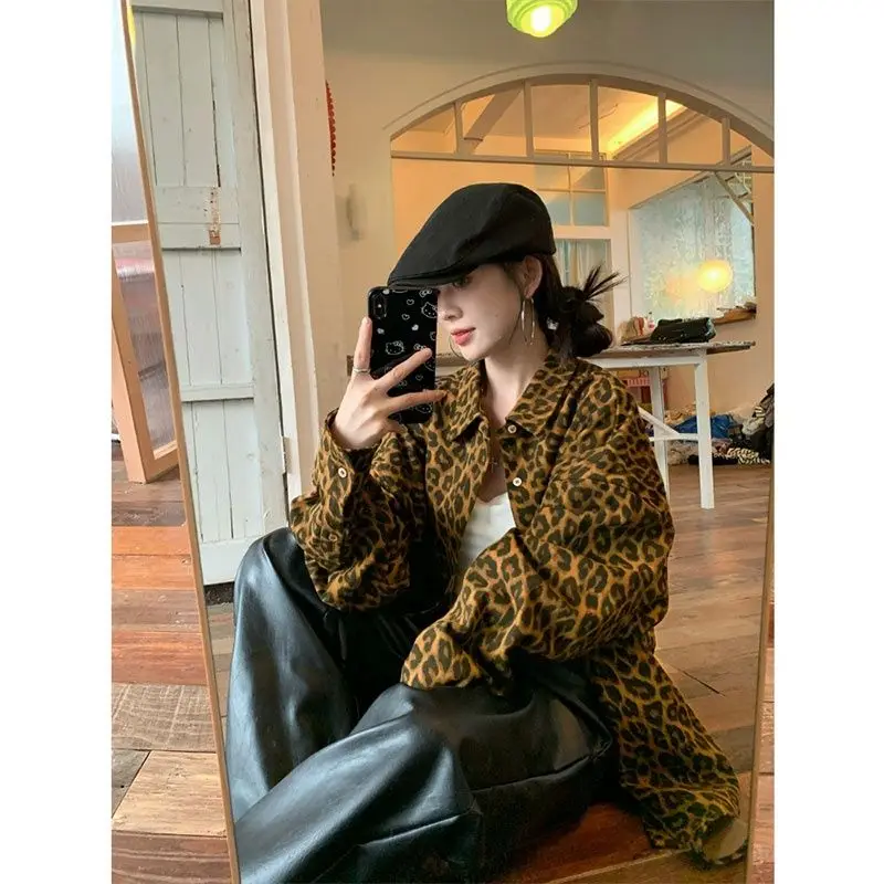 Korejepo Hong Kong Style Coats Retro Leopard Print Jacket Women Lapel Long Sleeved Shirt Autumn Coat Loose Medium Long Top