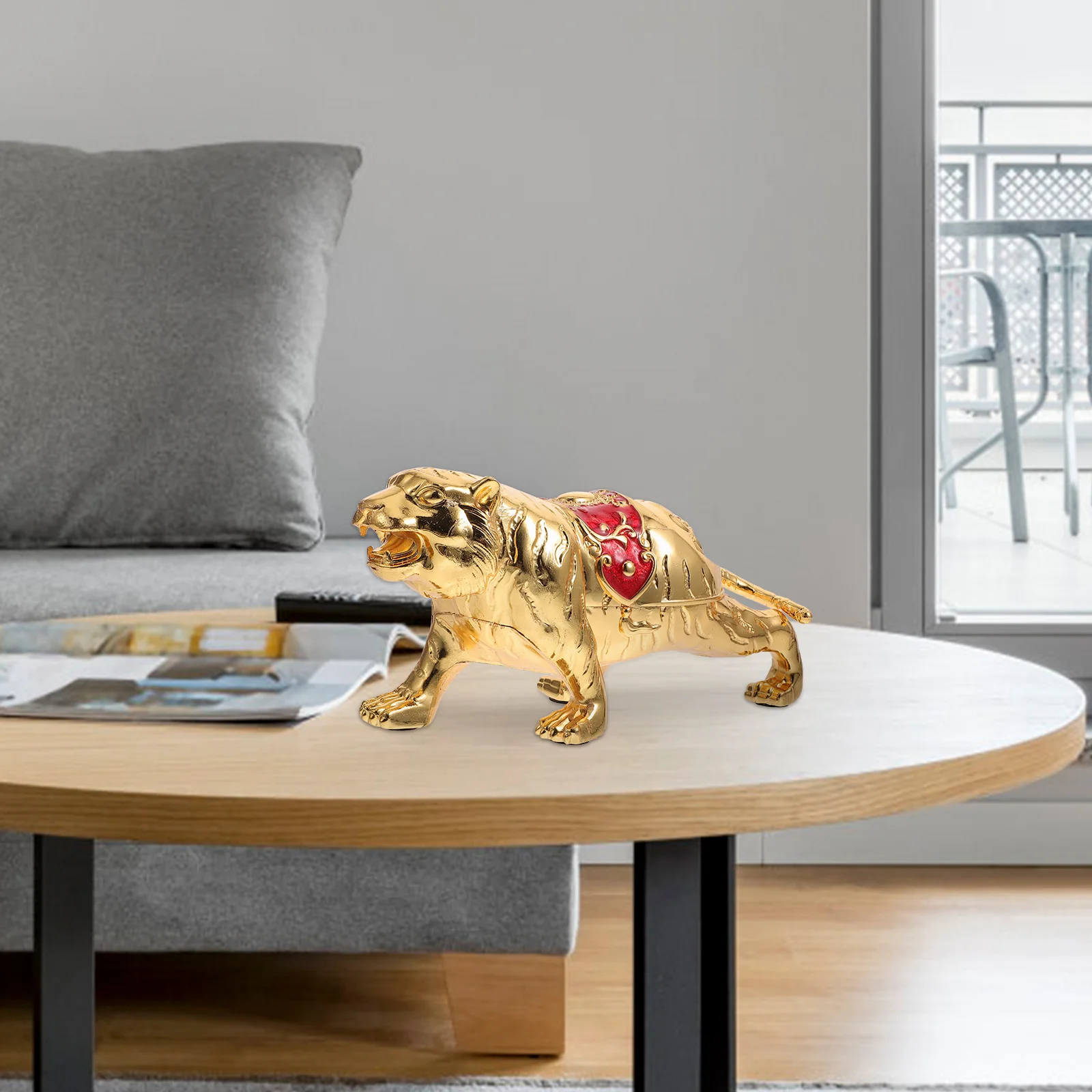 

Tiger Shaped Ashtray Zinc Alloy Material Indoor Desktop Smoke Cup Lidded Container Unique nament Home Use Cigarette Butt Storage