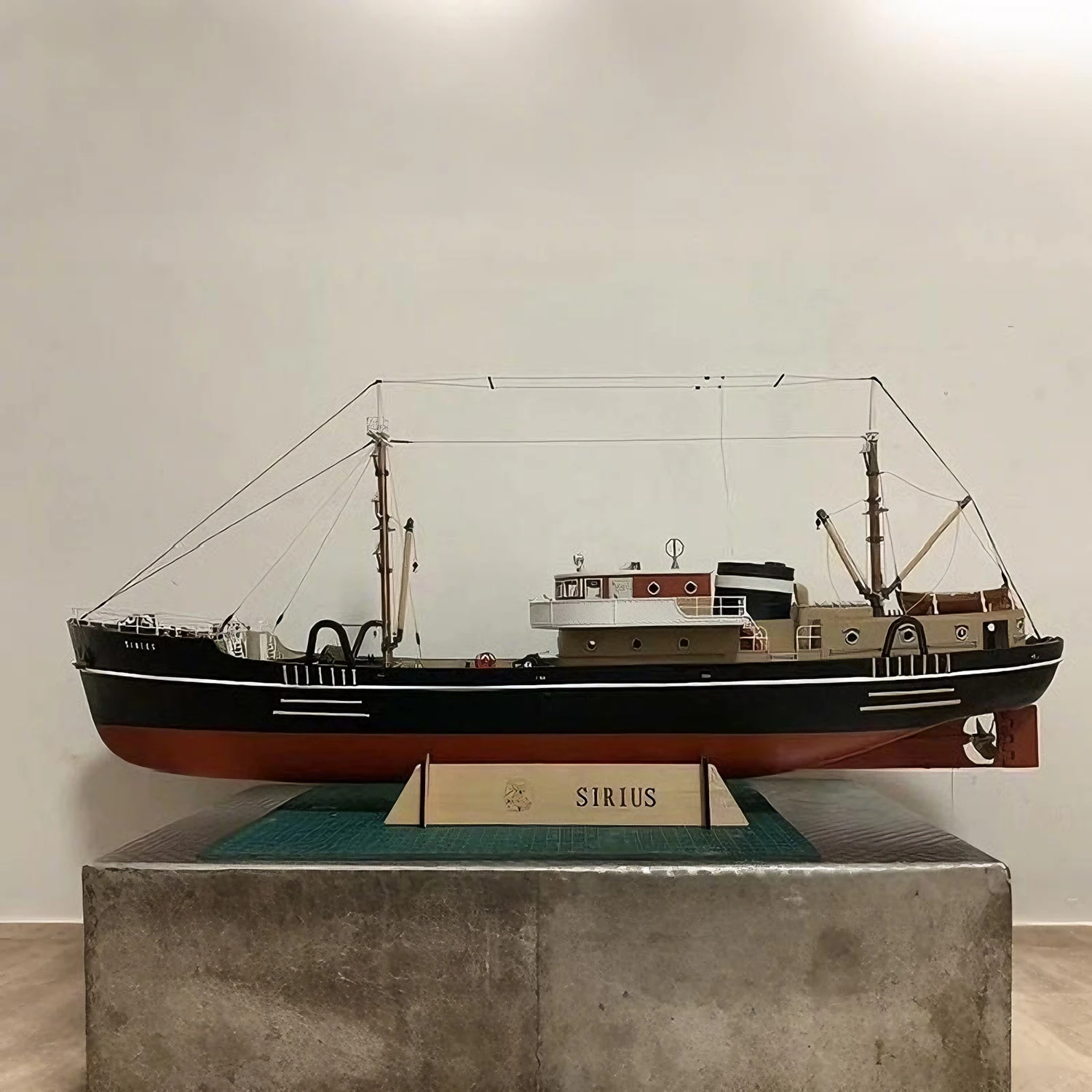 RC 선박 90cm 시리우스 트롤러 원격 조종 낚시 보트 3D 프린팅 라이트 큐어링 디테일 RC 선박 모델 키트 장난감