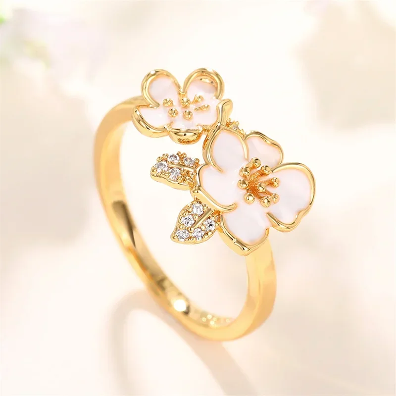 New Aesthetic Flowers Women Rings Gold Color Romantic Female Finger-ring for Wedding Party Handmade Enamel Accessory Jewelry