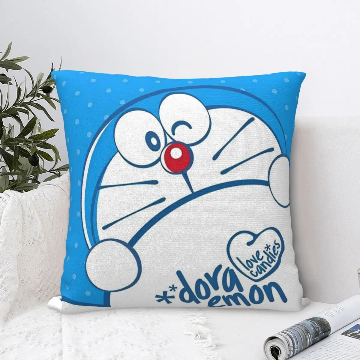 Doraemon Love Candies Cartoon poszewka na poduszkę z nadrukiem poliestrowa poszewka na poduszkę dekoracja japońskie anime poszewka na poduszkę okładka Home 45cm