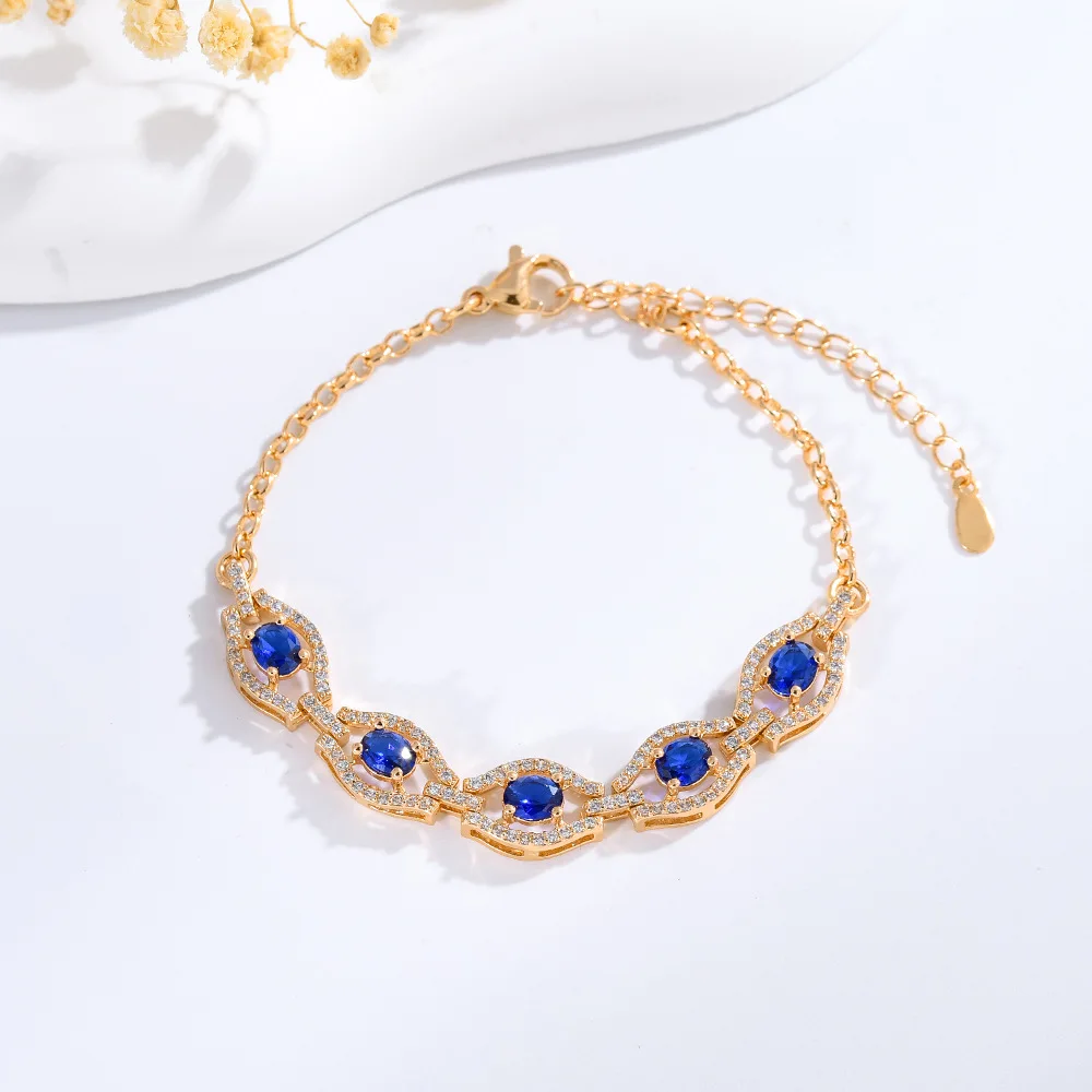 

Light Luxury Elegant Colored Gem Bracelet - Sapphire Western Fashion, High-End Temperament Handpiece
