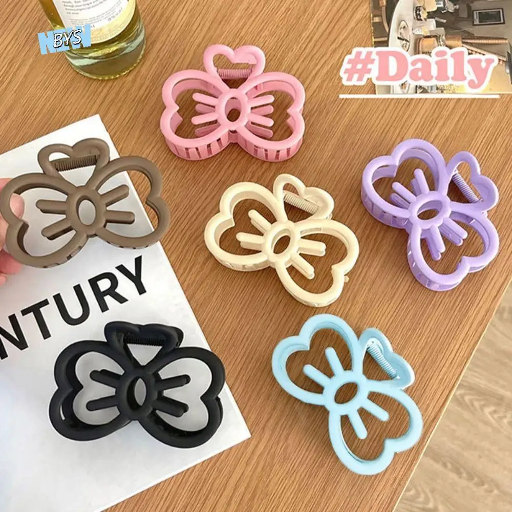 

Fashion Plastic Bowknot Hair Claw Candy Color Bow Cat Hair Clip Hollow Headdress Large Shark Clip Daily