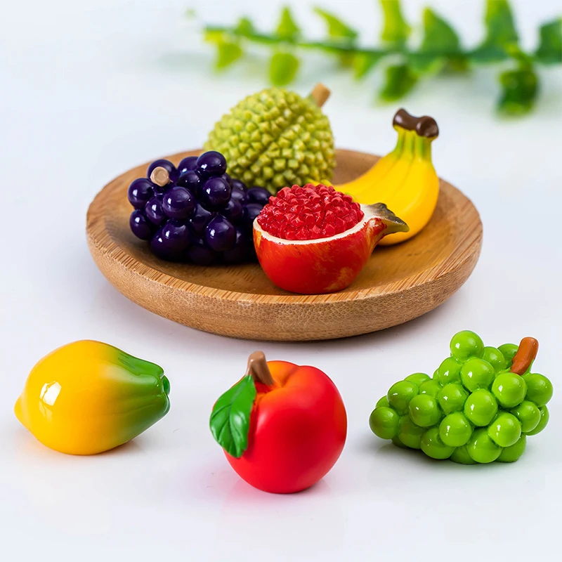 Miniatures Figurines Creative Simulated Fruits Micro Landscape Ornaments For Home Decorations Desk Decoration Accessories