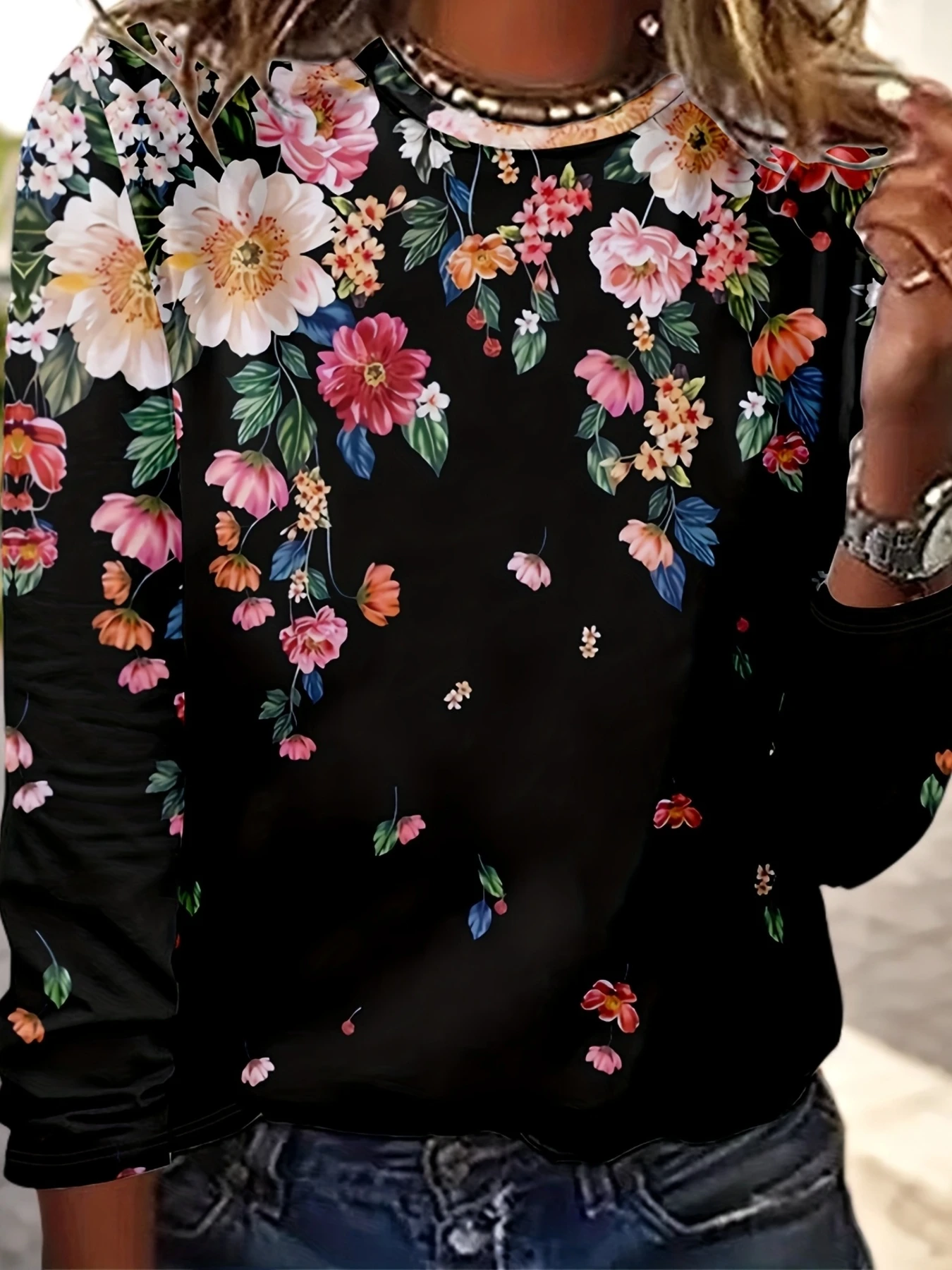 Women's Floral Print Sweatshirt Black Colorful Gradient Flower Long Sleeve Crew Neck Casual Pullover Top