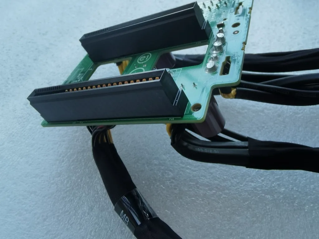 Carte de distribution d'alimentation T430 R530 12PJJ 012PJJJ