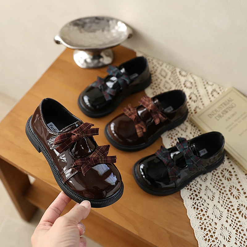 

2026 New Girls School Party Shoes Plaid Bowknot Decor Kids Leather Shoes Casual Non-Slip Soled Children's Dress Mary Jane Shoes