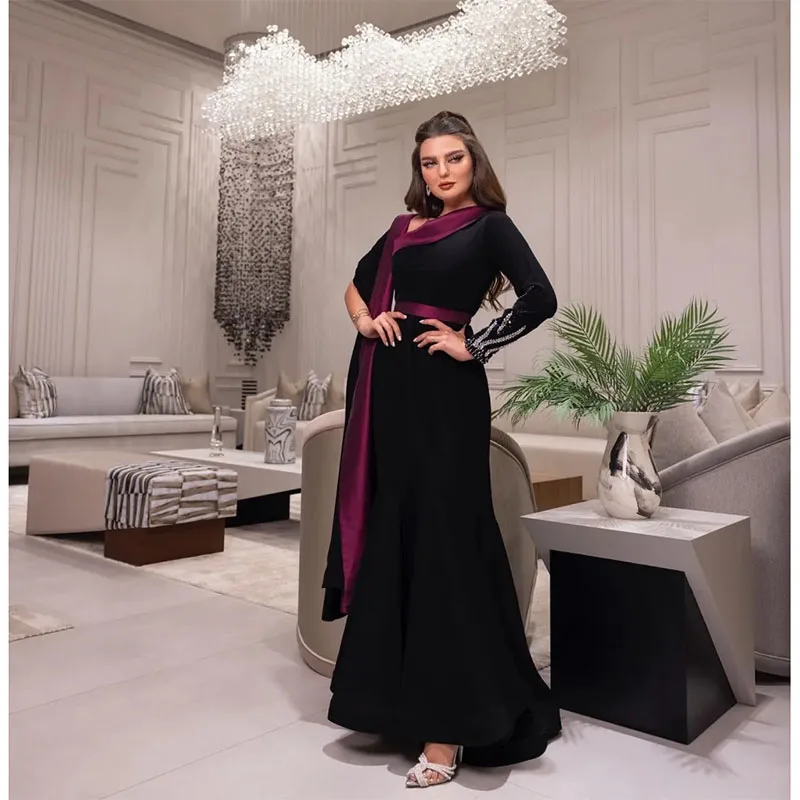 

Exquisite Mermaid Prom Dresses Contrast Color One Shoulder Formal Occasion Gown with Long Sleeve Arabic Dubai Robe De Soiree