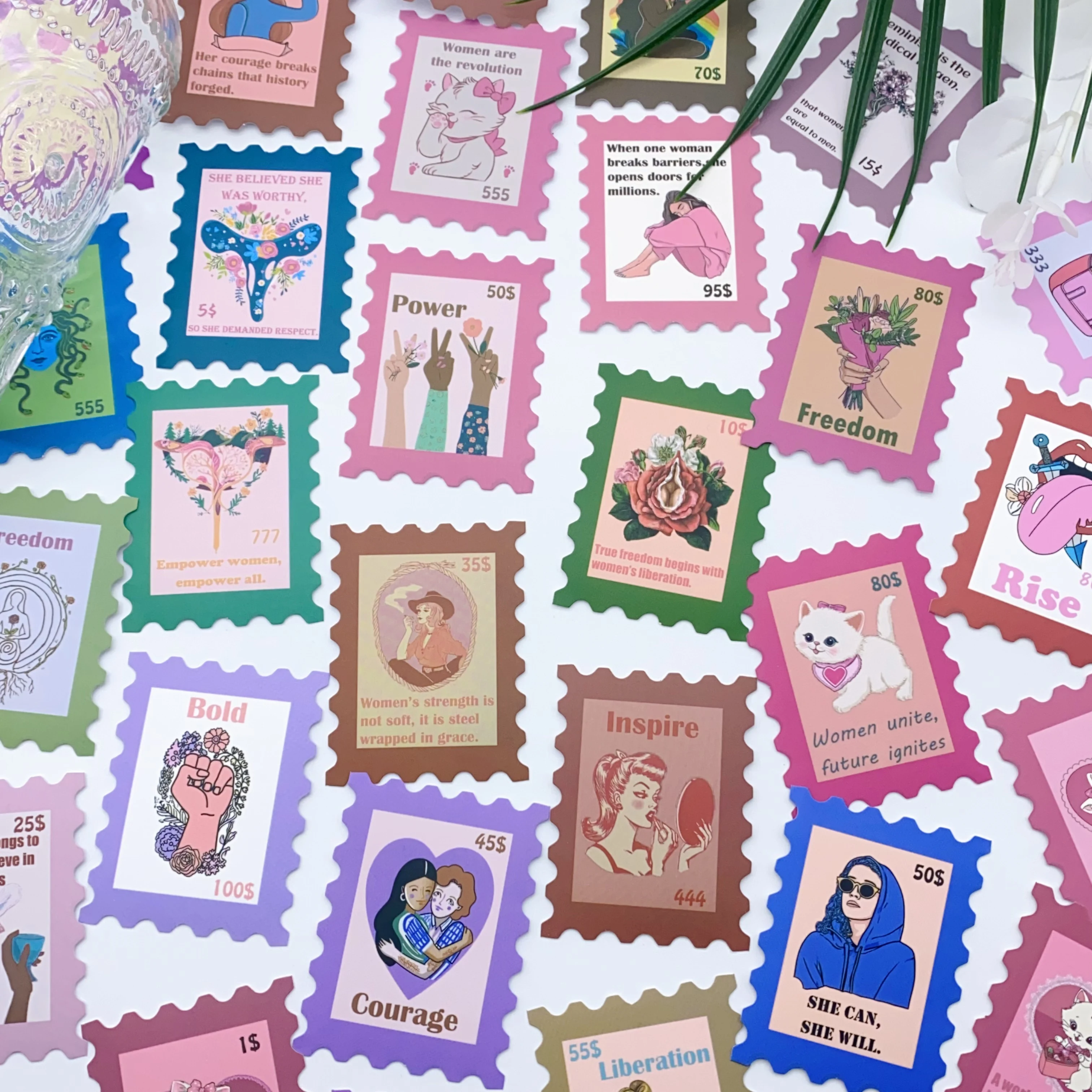 50개 여성주의 스탬프 스티커, 방수 장식용 컴퓨터, 휴대폰 케이스 및 스크랩북; 사무용품
