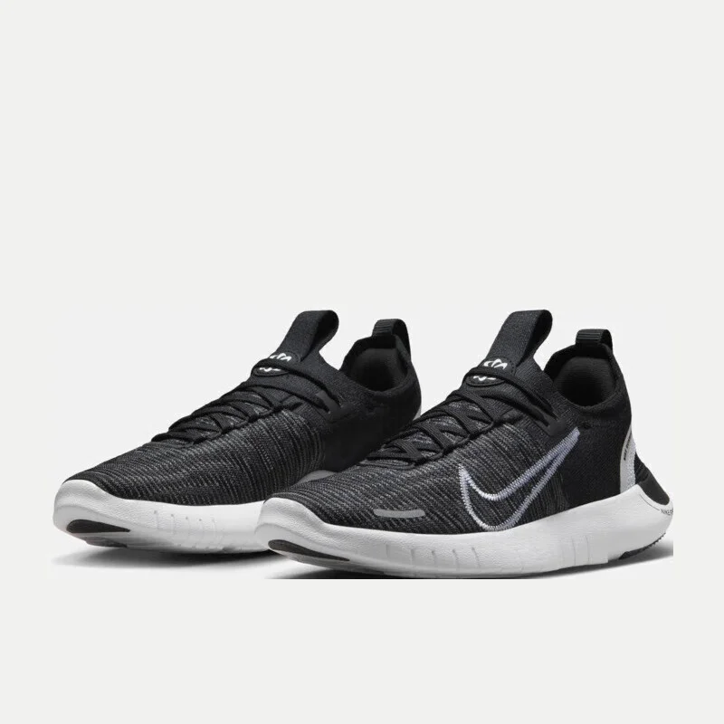 

Nike's New Ultra-Light Woven Lightweight Women's Barefoot Running Shoes Free Motion Comfortable Mesh Wear-Resistant Outdoor Sports Running Shoes Black and White Simple Color Soft-Soled Casual Sports Shoes Women's Must-Have Dx6482-002