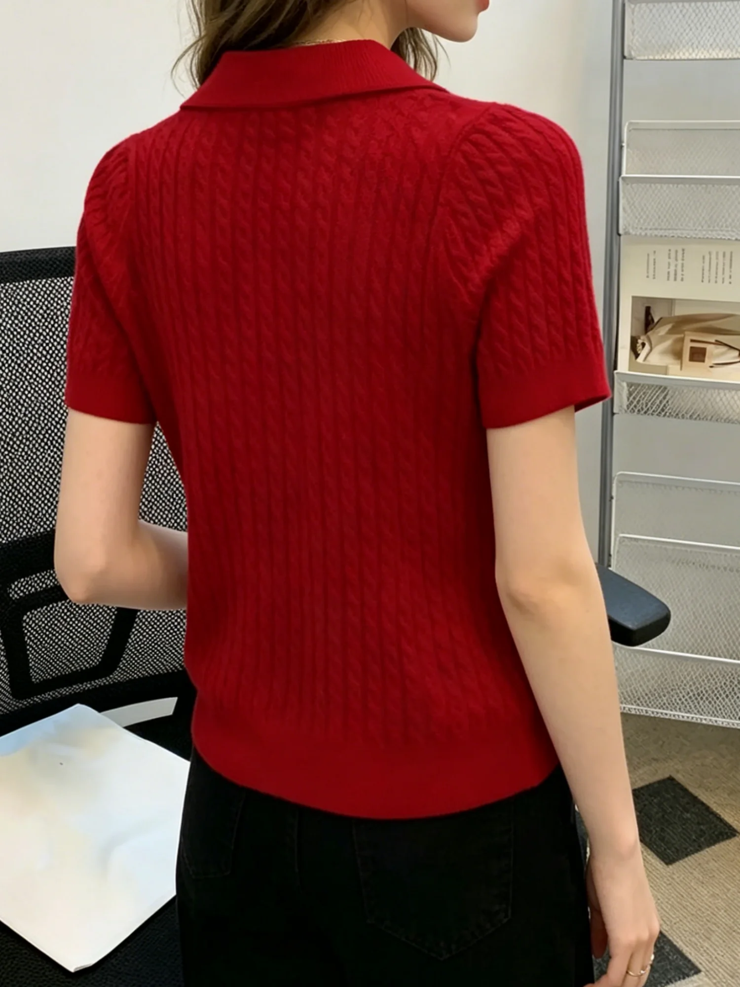 Women's spring and summer collar knitted short sleeved T-shirt, comfortable and casual solid color women's clothing