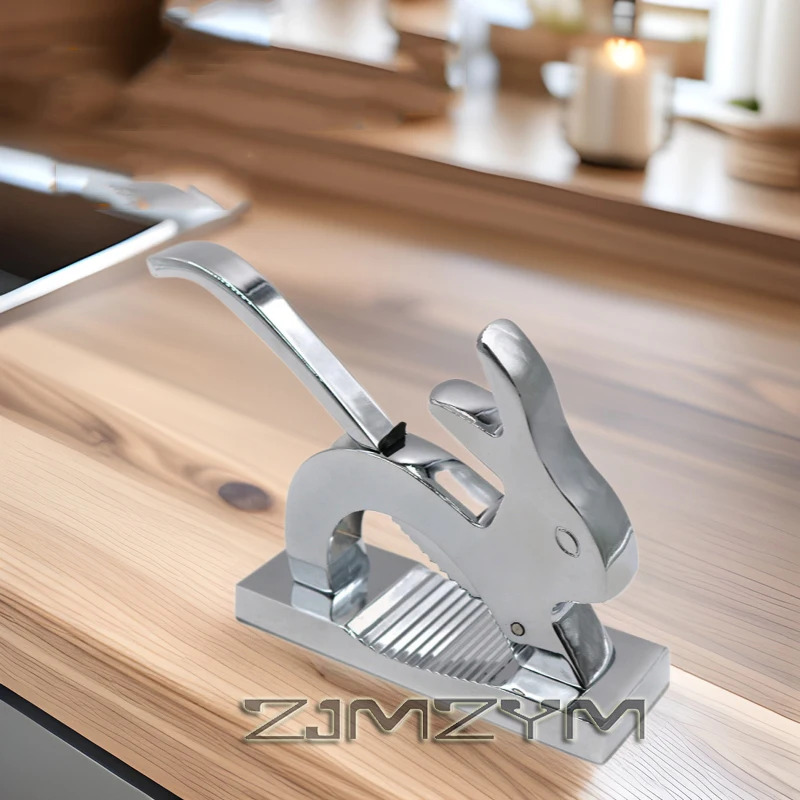 Picture 3: Nuts Sheller Opener Multi-Function Pine Pecan Hazelnut Plier Rabbit Shape Quick Nut Pecan Nuts Nutcracker Kitchen Tool