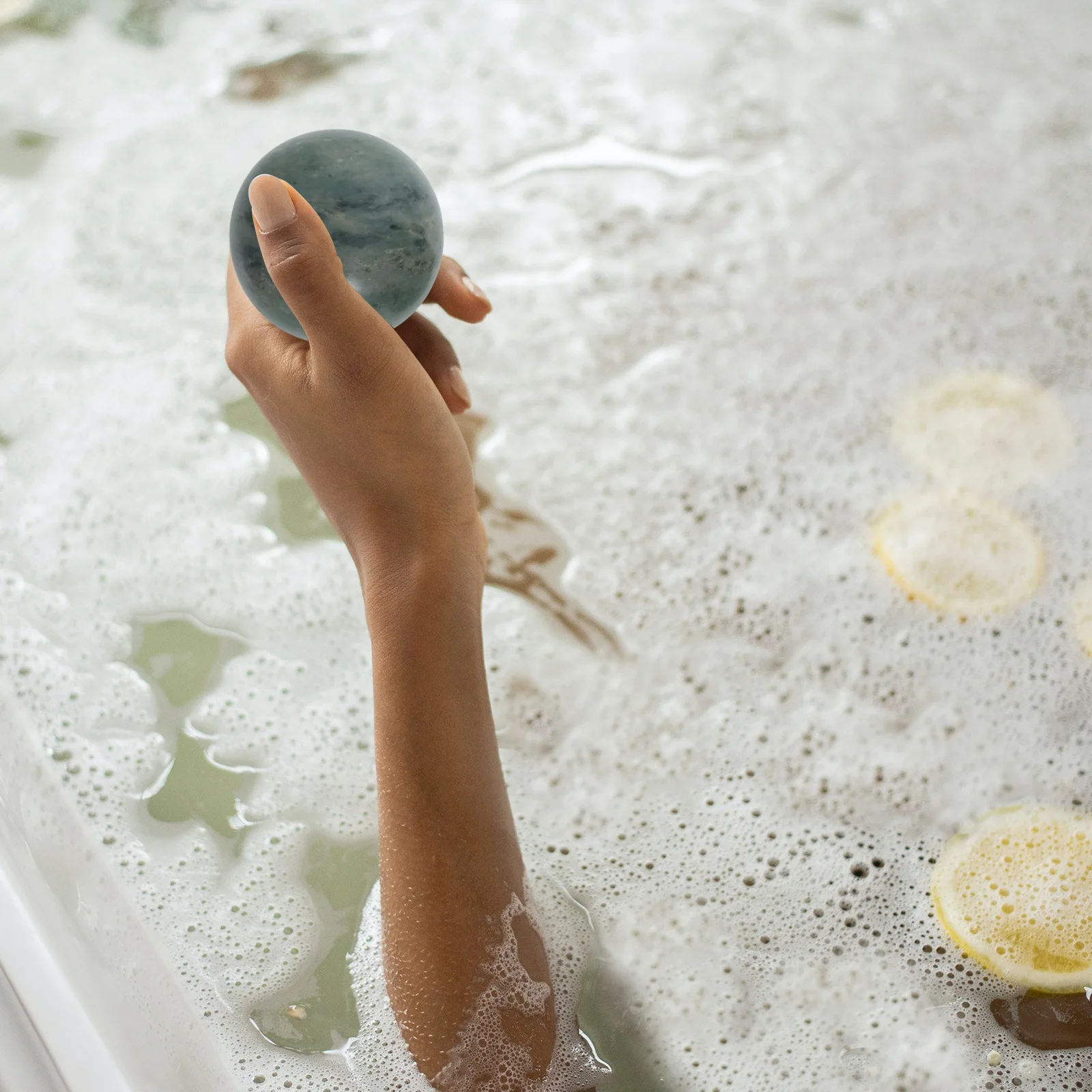 

2Pcs Jade Baoding Balls Dark Green Natural Crystal Polished Fitness Sphere Hand Finger Exercise Massage Meditation Relaxation