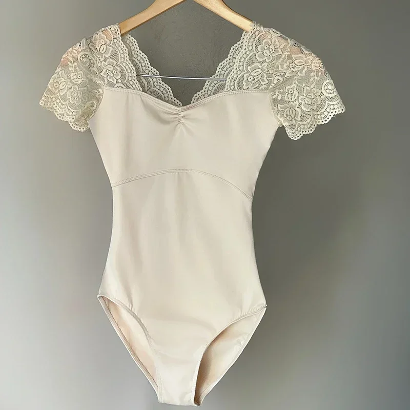 

Сетчатый кружевной балетный купальник с короткими рукавами, черный/бежевый гимнастический танцевальный купальник, женская одежда для балета, танцевальная одежда, комбинезон для воздушной йоги для девочек