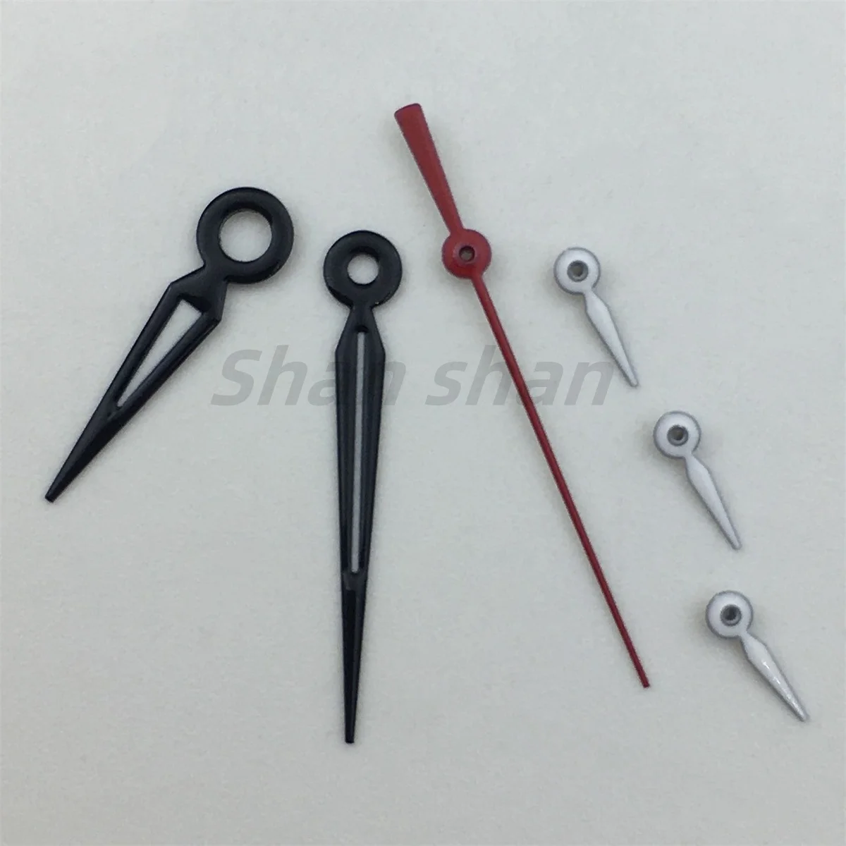 Les aiguilles lumineuses vertes de la montre pour hommes VK63 conviennent aux pièces de rechange des montres à mouvement VK63 et VK64