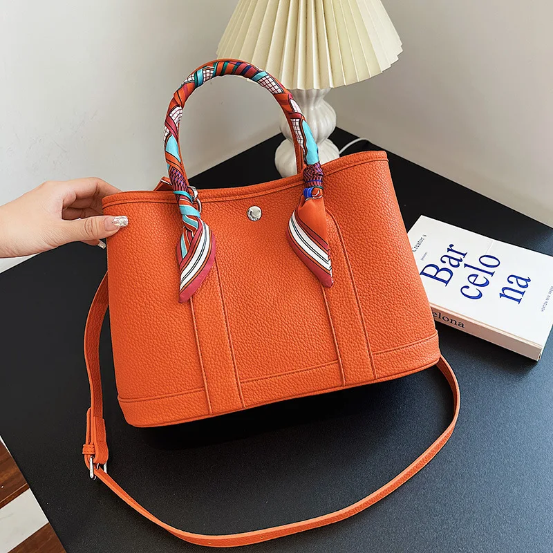 

New Fashion Trend Oblique Span Bag, Large Capacity Wide Shoulder Strap Handbag, Elegant Temperament Women's Bag