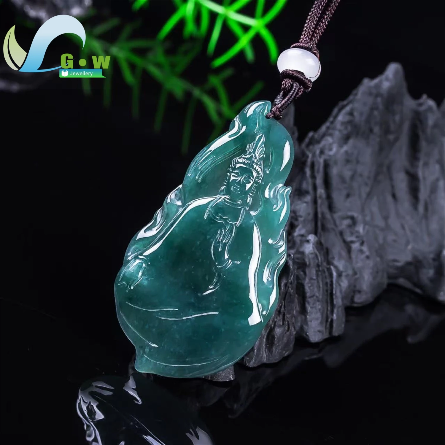pendentif-bouddha-rieur-en-jadeite-naturelle-de-qualite-a-bleu-eau-sculpte-ornement-suspendu-bijou-ethnique-exquis-pour-femme-cadeau