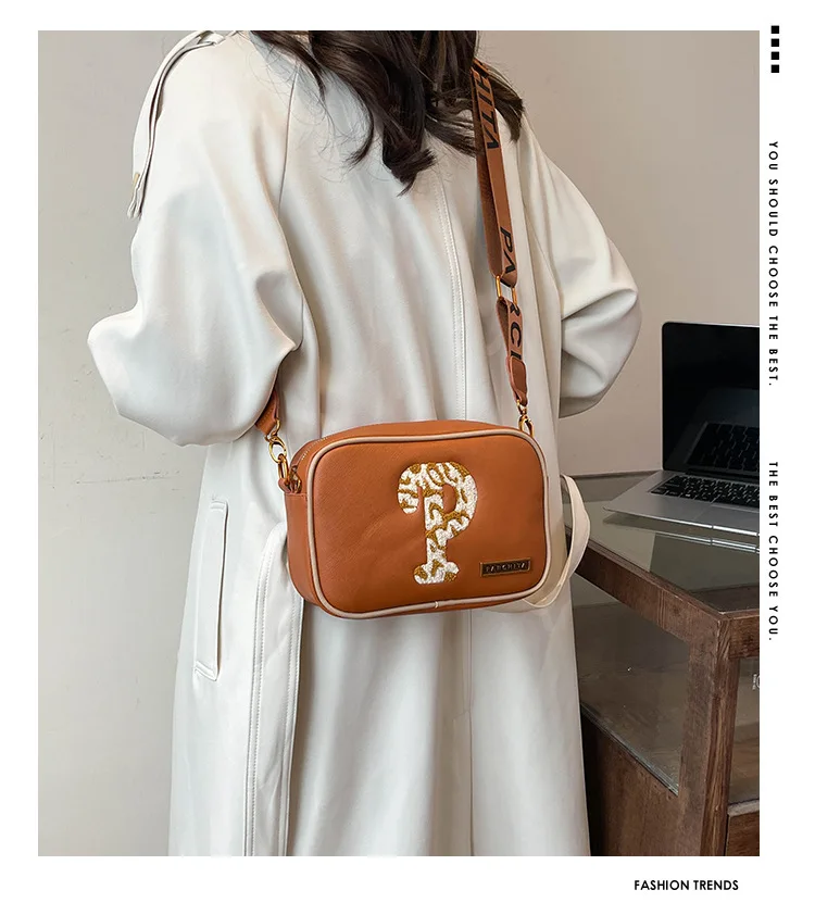 

Модная сумка-мессенджер с буквенным принтом — женская модная сумка через плечо, минималистичная однотонная сумка с индивидуальным дизайном алфавита