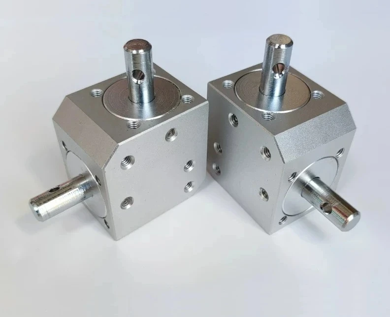 Factory Direct 2026 Precision steering gear, small, right-angle commutator below 2000 rpm, stable operation, high precision