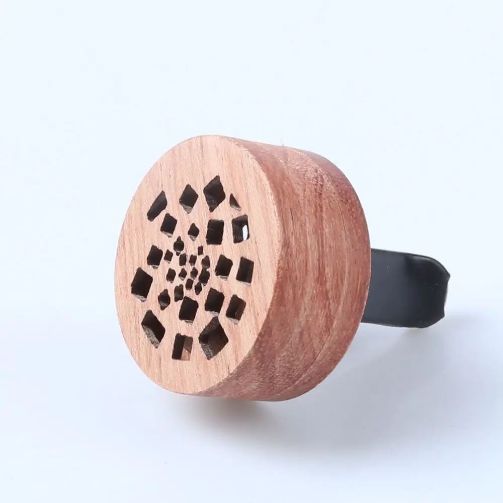 

Wooden Wooden Car Diffuser Carved Aromatherapy Car Air Freshener Fragrant Expanding Rosewood Car Clip Air Vent Ornament