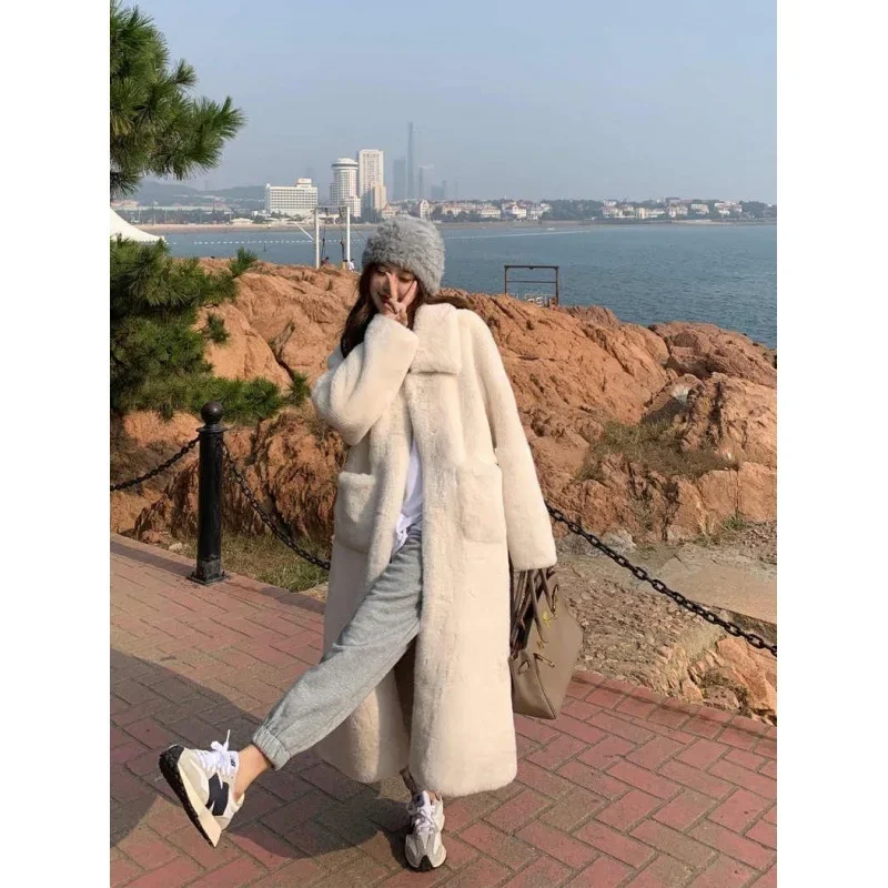 2023 New Winter Coat Fluffy White Artificial Fur Coat Women's Mid Length Warm Artificial Fur Jacket Thickened Women's Coat