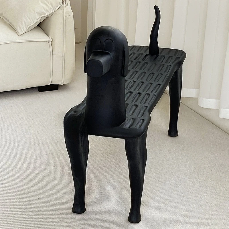 Wabi Jifeng banc chiot noir pendule créatif pièces de forme spéciale banc médiéval domestique