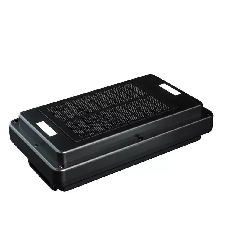 Global Solar-Powered Smart GPS Tracker Locator For Livestock Waterproof IP67 Electronic Fencing GPS Tracker For Cattle Sheep