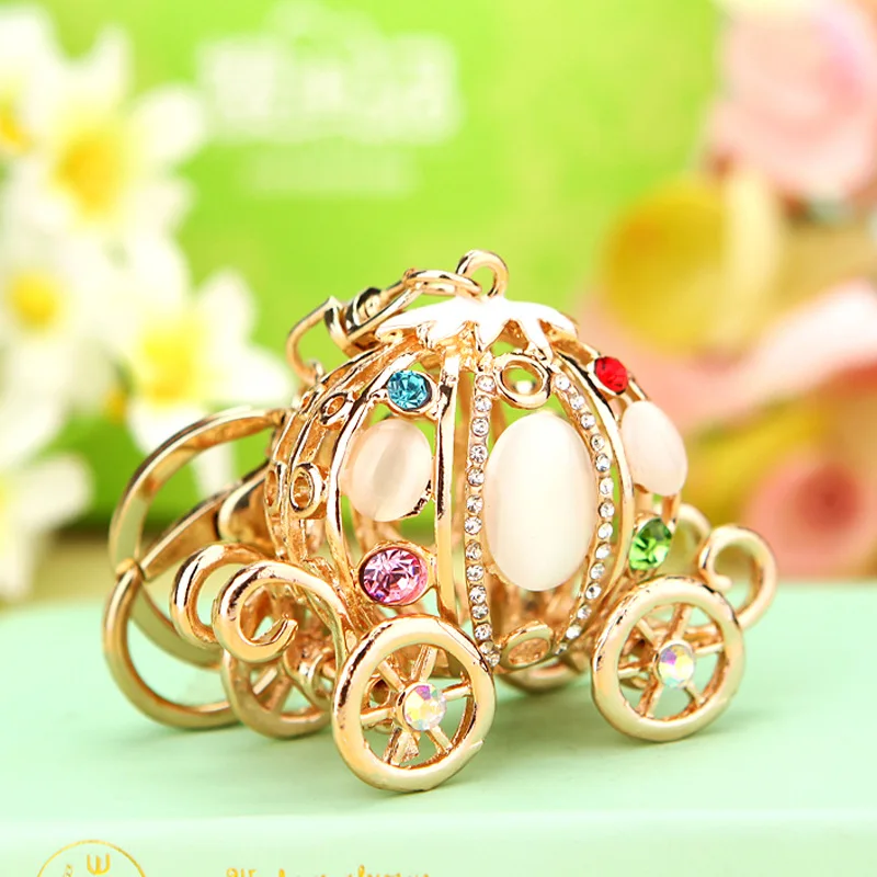 Full Rhinestone Crystal Pumpkin Keychains Car Keyrings Women's Bags Decoration Keychain Gifts Holiday Jewelry - view 5