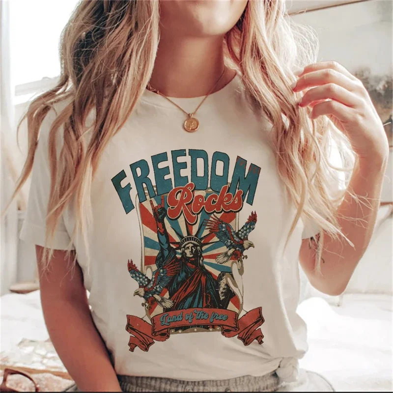 

America 4th Of July Printed Pattern Retro Trendy T-Shirt Short Sleeved Clothing Printed Women's Casual Style Top New T-Shirt.