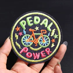 Pedale verde dimensioni della bicicletta: 8.4*8.4cm patch ricamo a righe sui vestiti per ferro su abbigliamento Applique fai da te cappotto per bambini distintivo