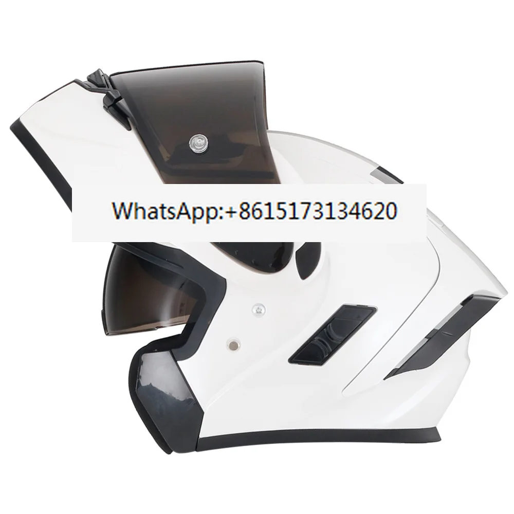 

Specially designed for motorcycle dual-purpose double-mirror unmasked helmet, can be equipped with Bluetooth