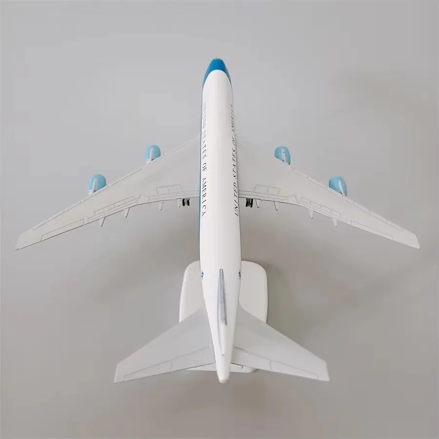 20cm Alloy B747 Air Force One Airlines Aircraft Model 747 Die-cast Aircraft Model With Wheels Landing Gear Home Decorations