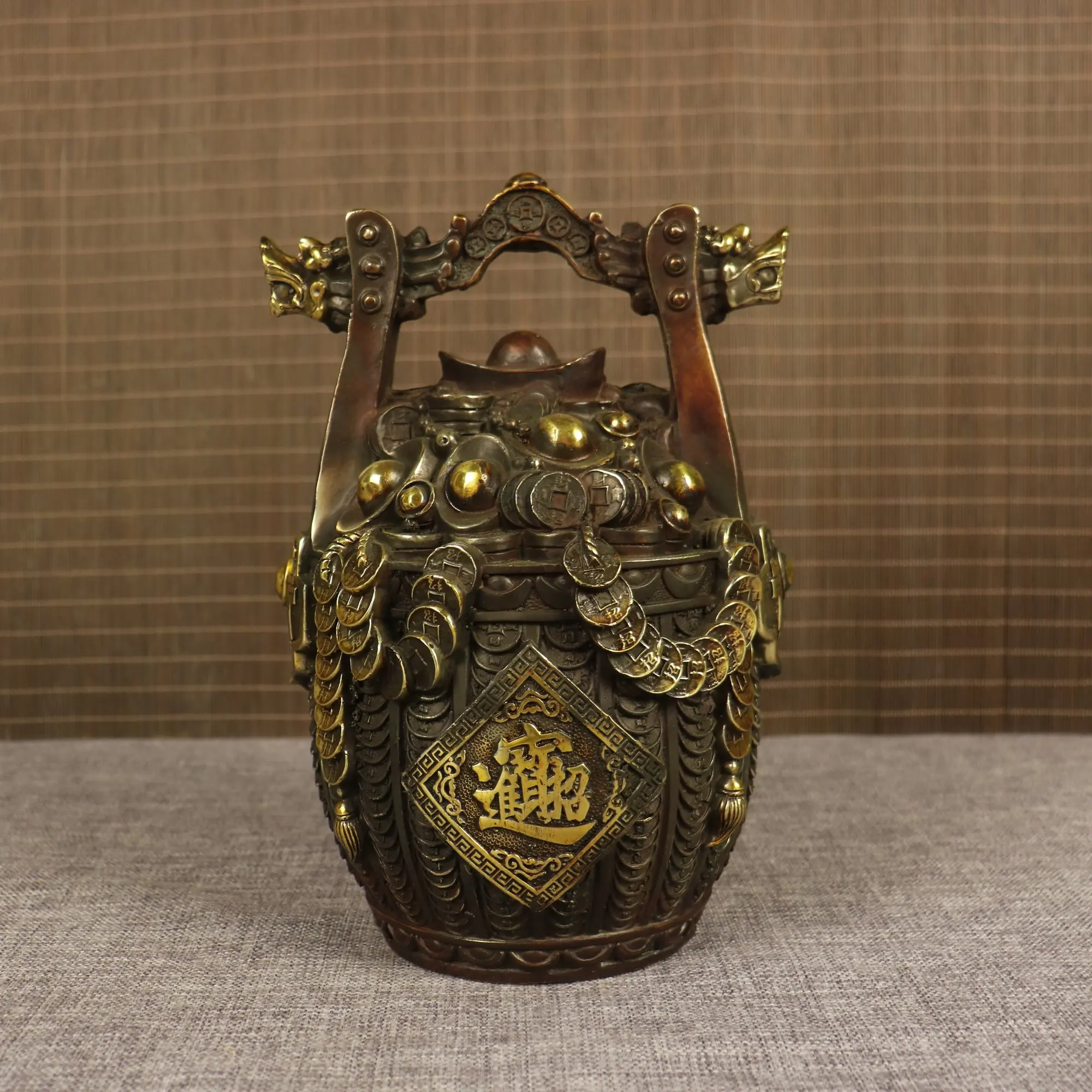 Brass Barrel Figurine - Elegant Decorative Sculptures for Entryway, Tea Table, and Living Room Home Decor