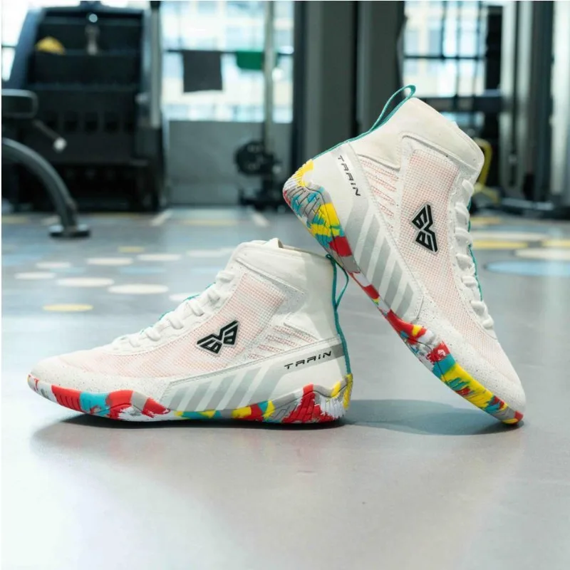 Classic Brand Comfortable Anti Slip Men Woman Wrestling Sneakers Top Quality Mid-Top Boxing Fighting Boots Breath Fighting Shoe