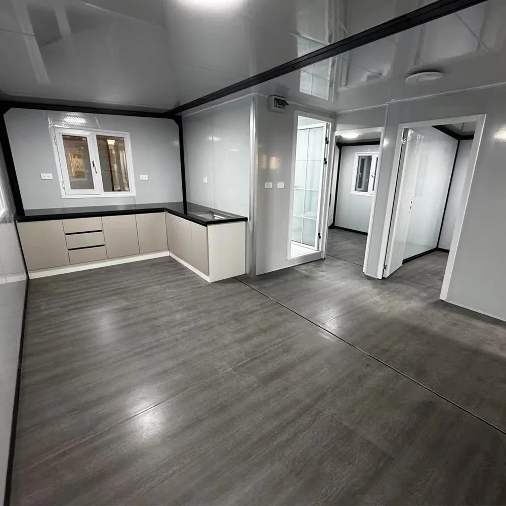 Customizable 40ft Mobile Expandable Home 3 Bedroom Container House Capsule Villa for Outdoor Made Steel Sandwich Panel Material