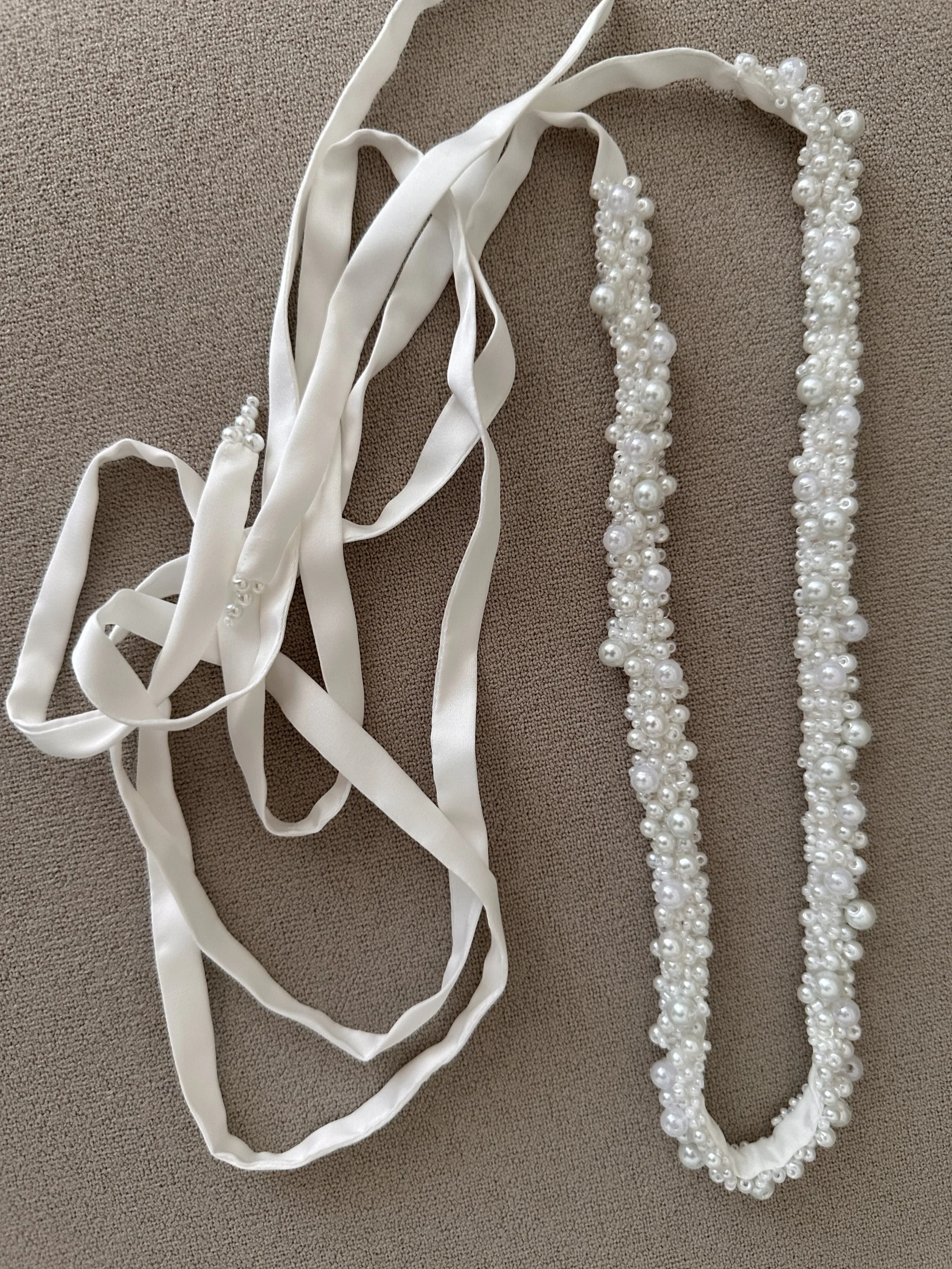 （100PCS) customized pearl wedding belt for wedding dress UPS saver