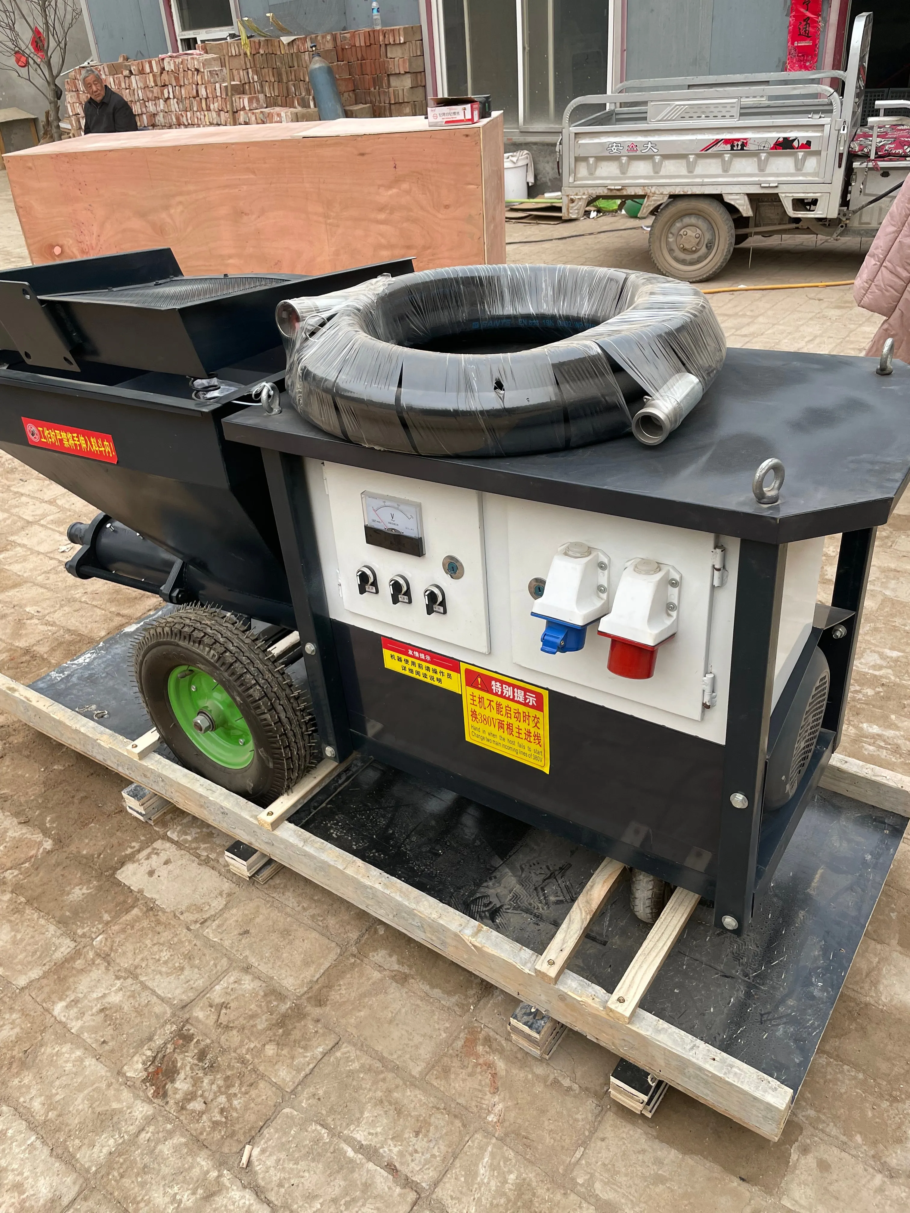 Diesel-powered Mortar Spraying Machine Factory Supply Cement Mortar Spraying Machine 311 or 511 Electric  Mortar Sprayer