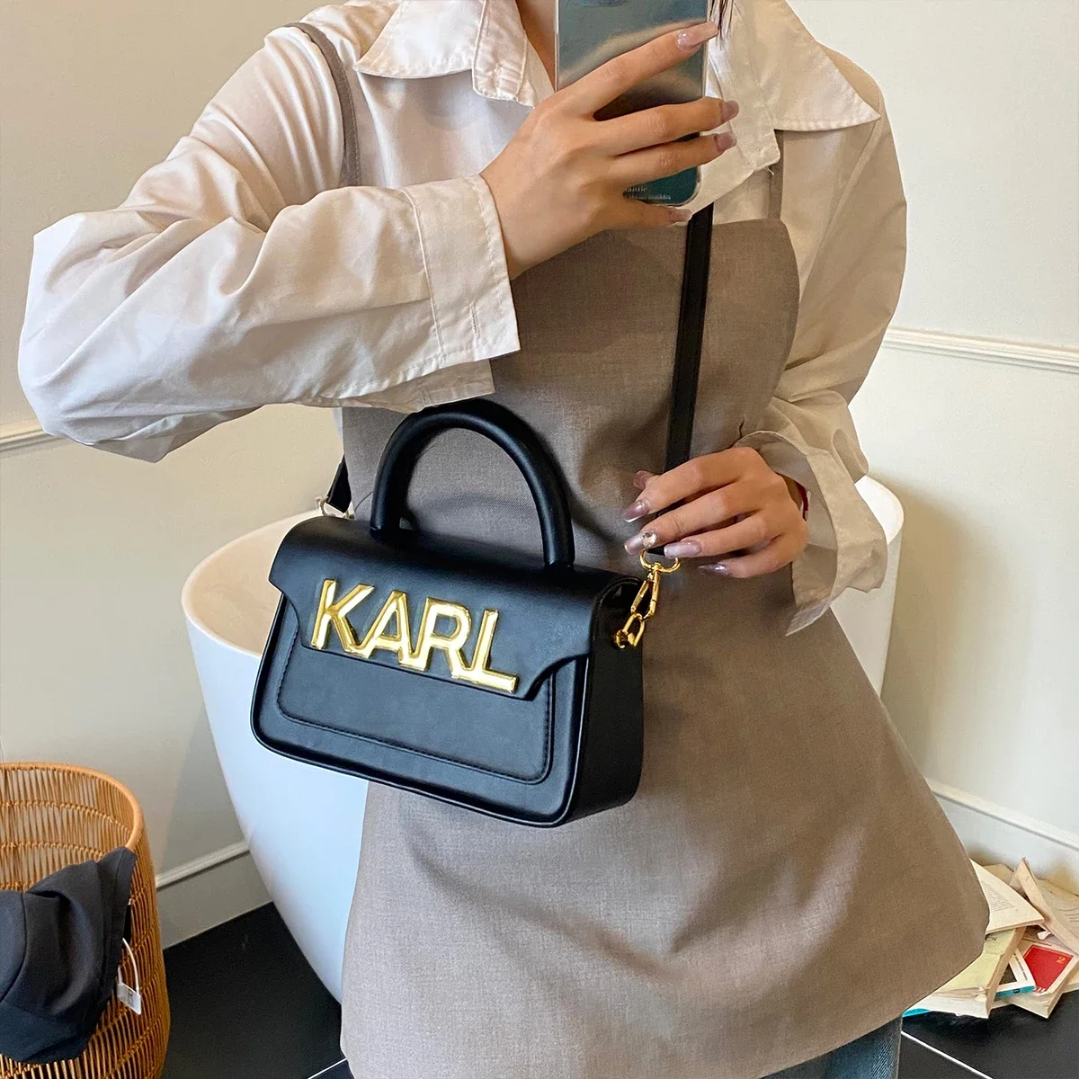 

For Daily Use Vibrant Dopamine Colors Shoulder Bag Lightweight PU Metal Letter Logo Magnetic Snap Adjustable Crossbody